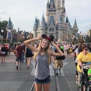 Meet your Posher, Savannah